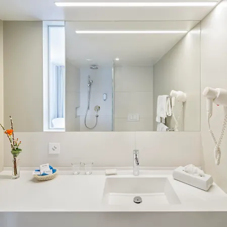 Hotel Newstar 3*