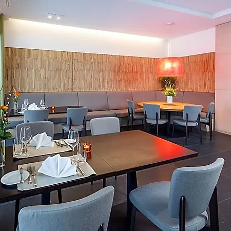 Hotel Newstar 3*